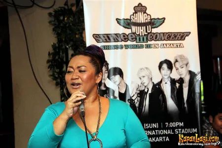 Foto Tike Priatnakusumah