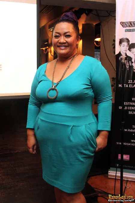 Foto Tike Priatnakusumah