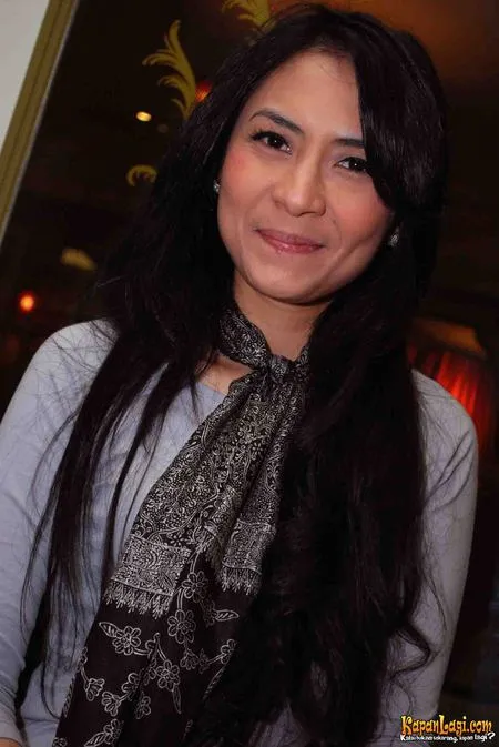 Foto Tina Astari