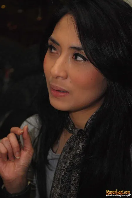 Foto Tina Astari
