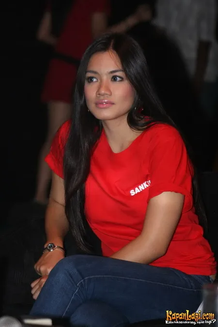 Foto Titi Kamal