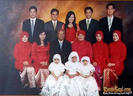 Foto Titi Kamal