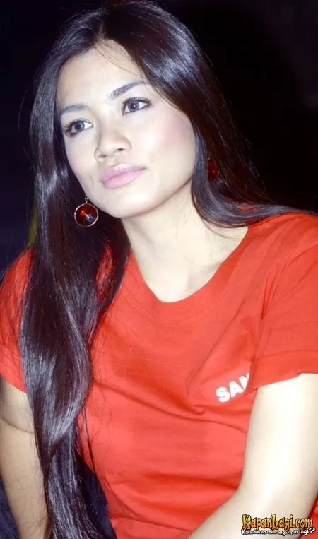 Foto Titi Kamal