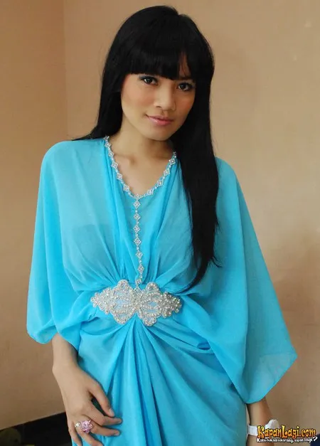 Foto Titi Kamal