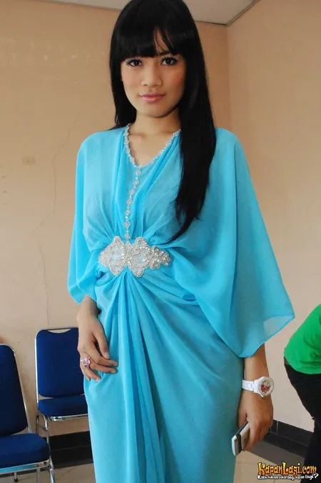 Foto Titi Kamal