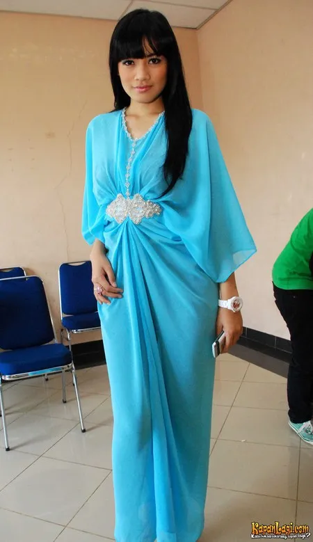 Foto Titi Kamal
