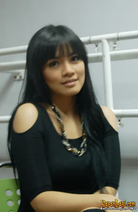 Foto Titi Kamal