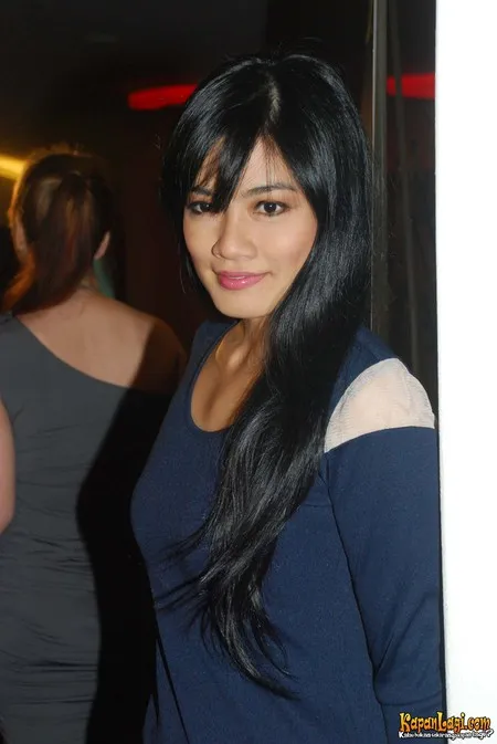 Foto Titi Kamal