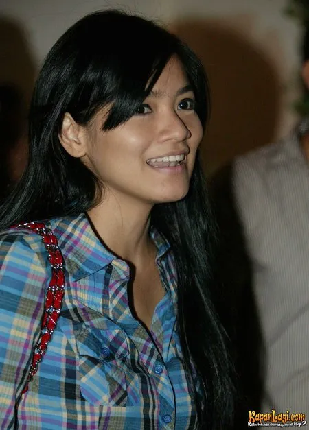 Foto Titi Kamal