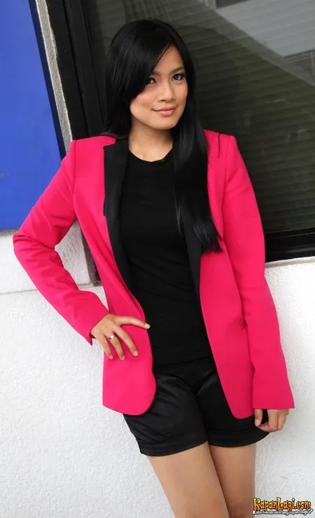 Foto Titi Kamal