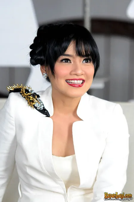 Foto Titi Kamal