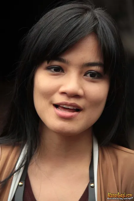 Foto Titi Kamal