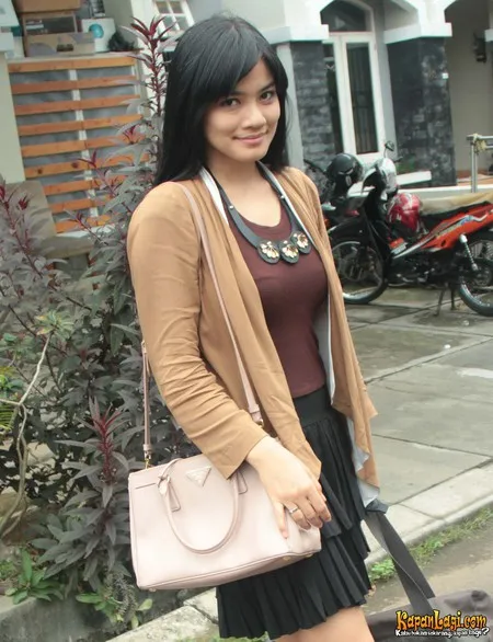 Foto Titi Kamal