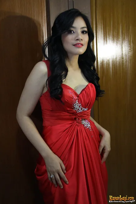 Foto Titi Kamal