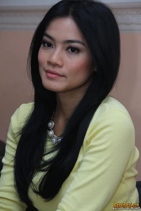 Foto Titi Kamal