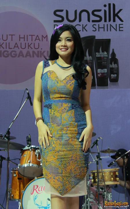 Foto Titi Kamal