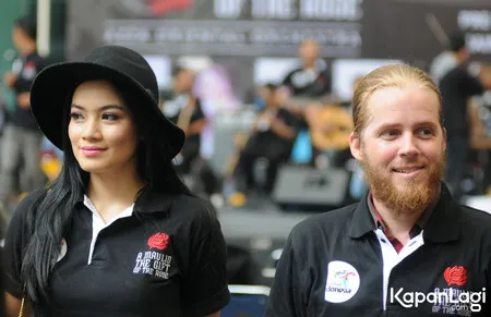 Foto Titi Kamal