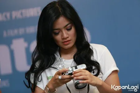 Foto Titi Kamal