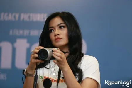Foto Titi Kamal