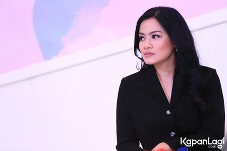 Foto Titi Kamal