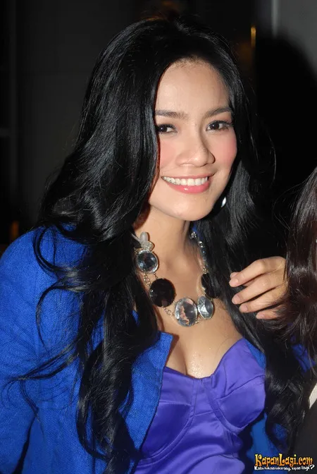Foto Titi Kamal