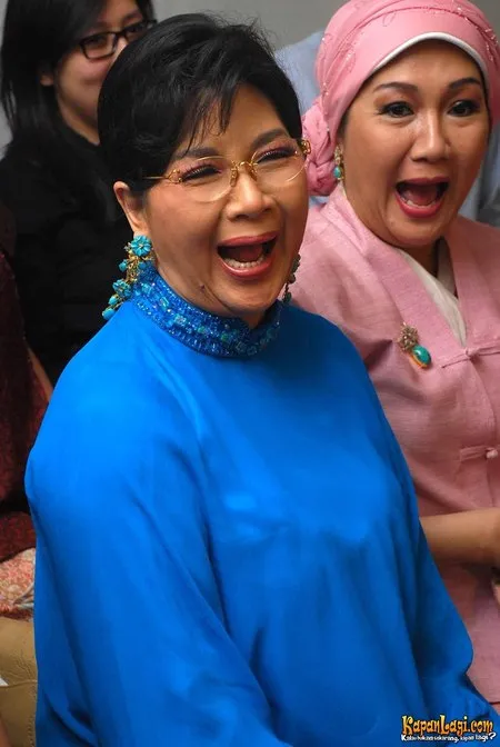 Foto Titiek Puspa