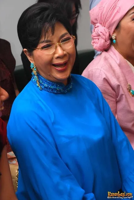 Foto Titiek Puspa