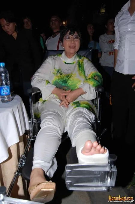 Foto Titiek Puspa