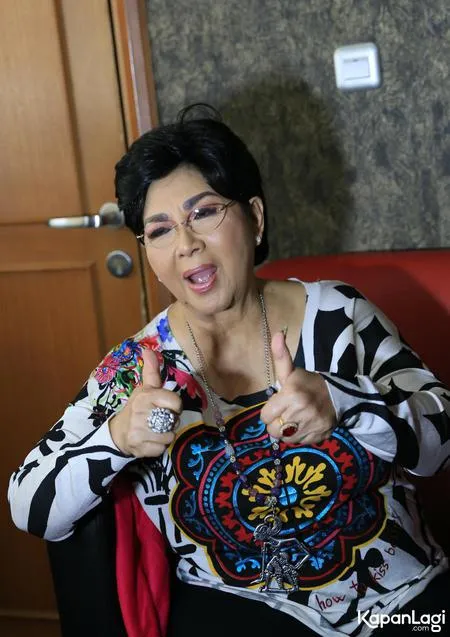 Foto Titiek Puspa