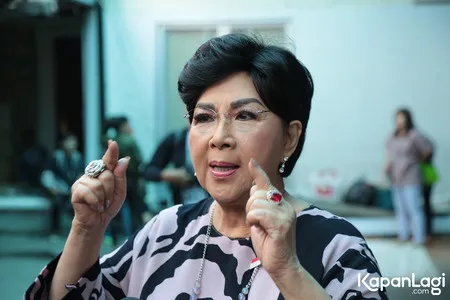 Foto Titiek Puspa