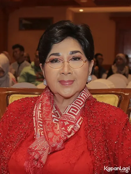 Foto Titiek Puspa