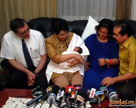 Foto Titiek Puspa