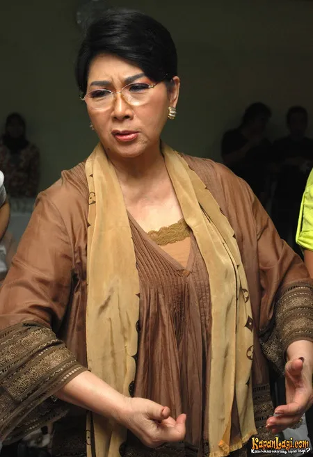 Foto Titiek Puspa