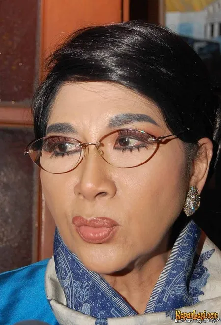 Foto Titiek Puspa