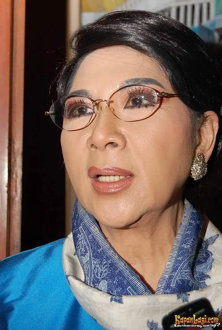 Foto Titiek Puspa