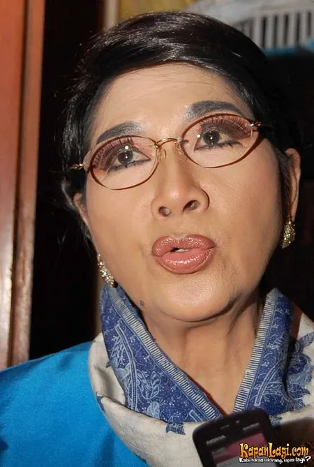 Foto Titiek Puspa
