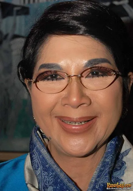 Foto Titiek Puspa