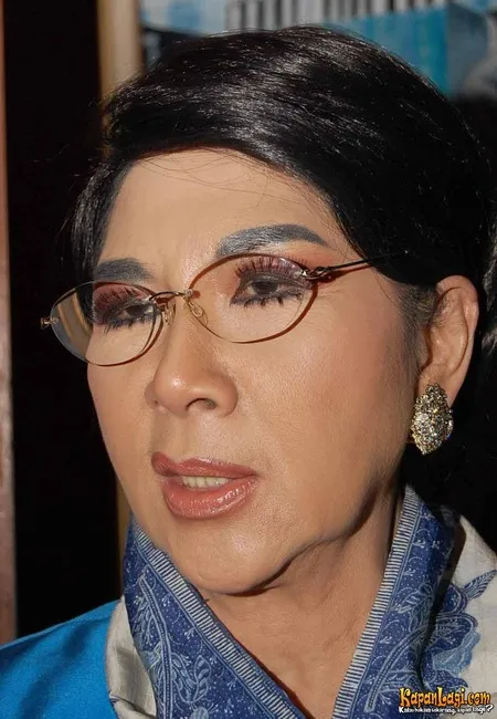 Foto Titiek Puspa