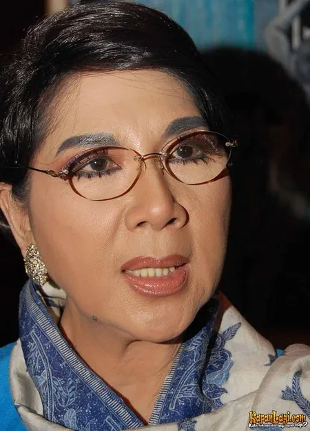 Foto Titiek Puspa