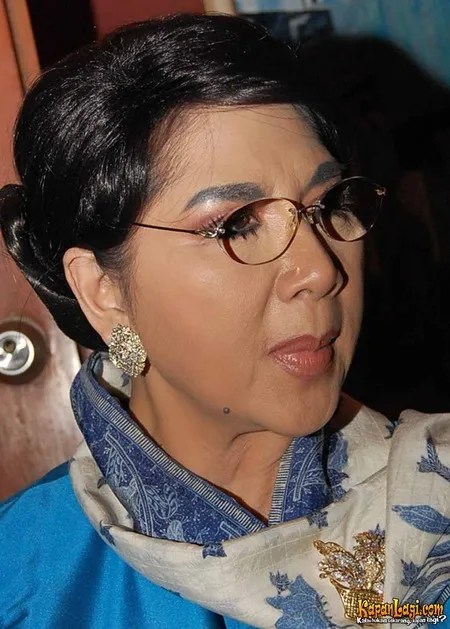 Foto Titiek Puspa