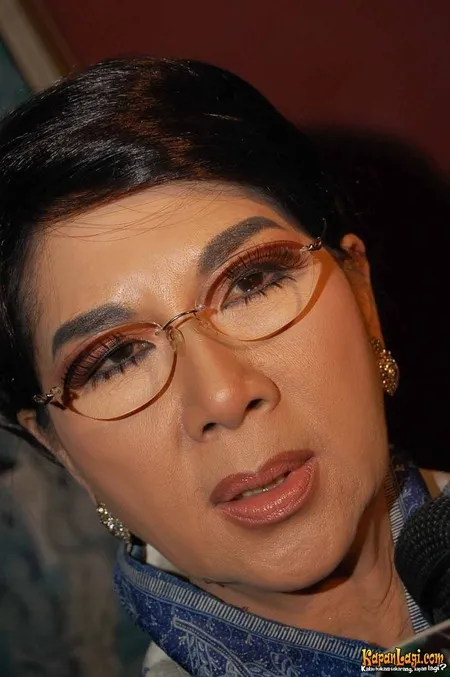 Foto Titiek Puspa