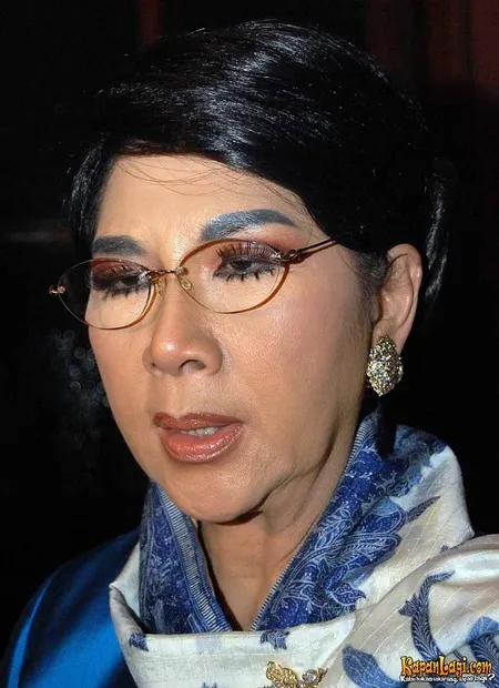 Foto Titiek Puspa
