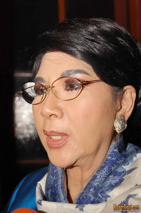 Foto Titiek Puspa