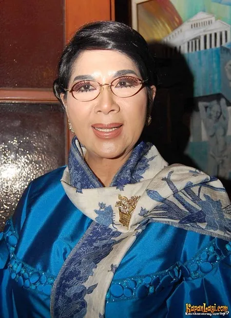 Foto Titiek Puspa
