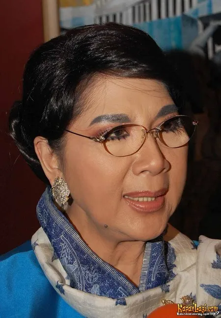 Foto Titiek Puspa