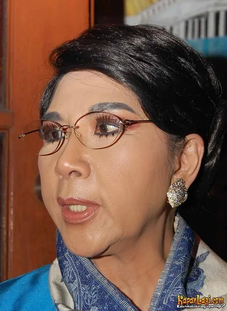 Foto Titiek Puspa