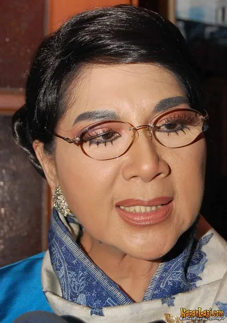Foto Titiek Puspa