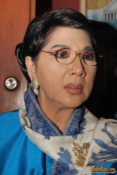 Foto Titiek Puspa