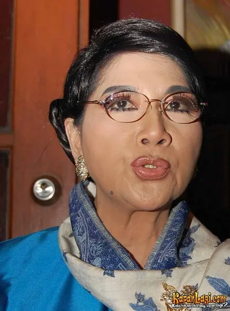 Foto Titiek Puspa