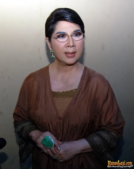 Foto Titiek Puspa